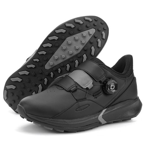 Golf shoes